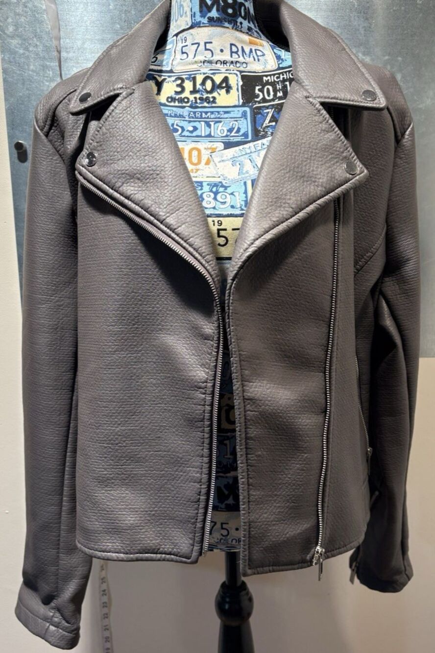 Motorcycle Jacket Asymmetrical Zip New York & Co Faux Leather Gray XXL NWOT - Picture 4 of 16